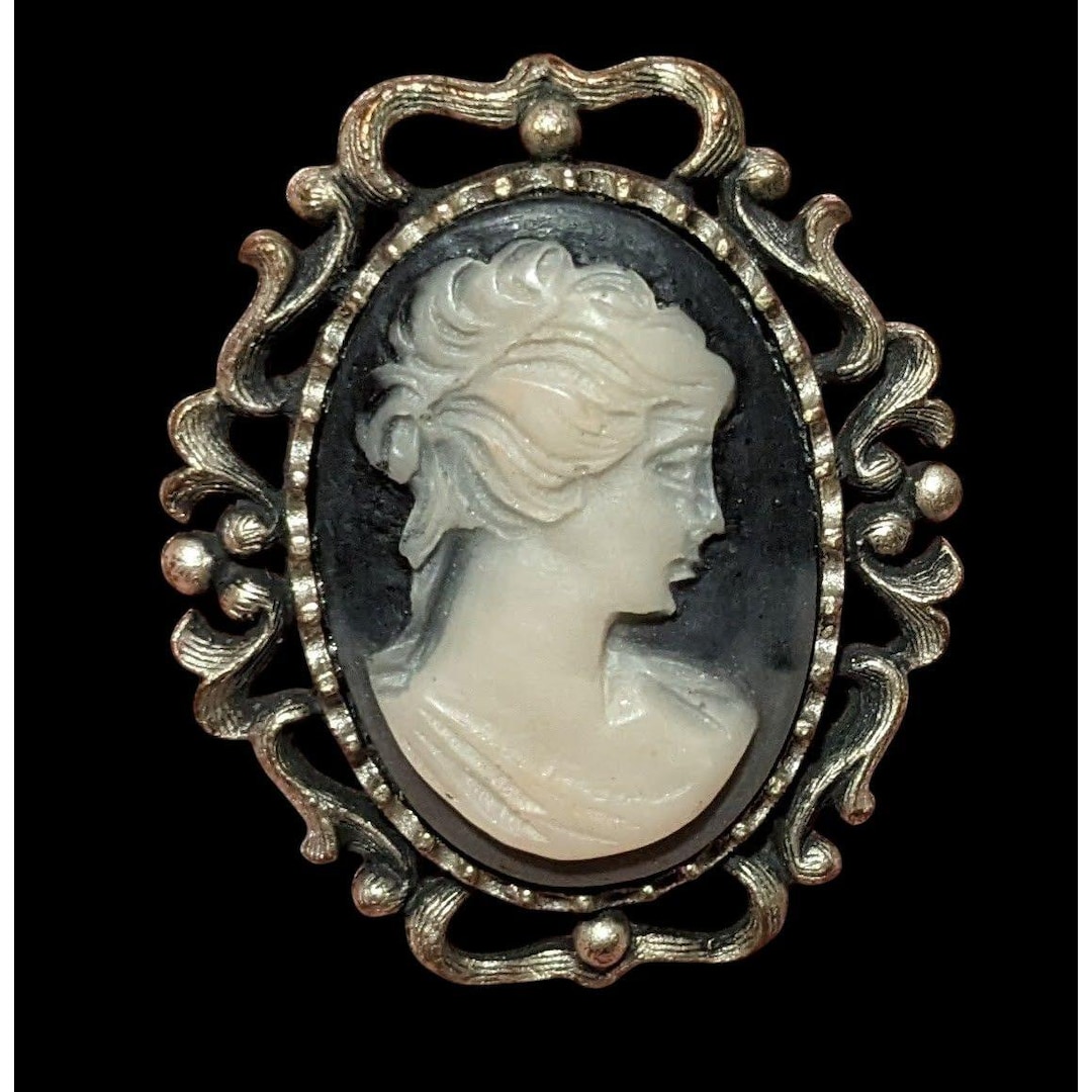 Vintage Victorian Style Black and White Cameo Brooch - Etsy