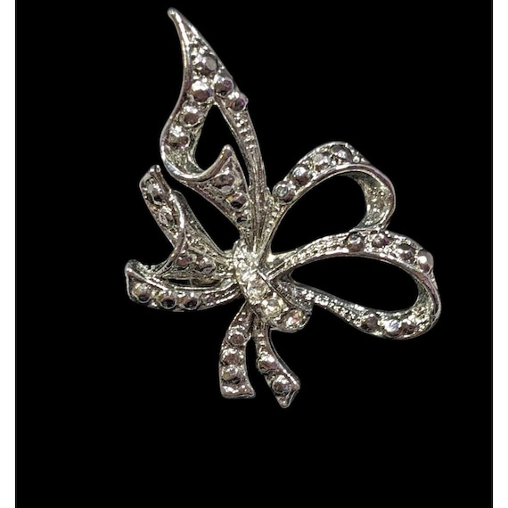 Vintage Bow Shaped Silver Tone Rhinestone Brooch - Etsy display picture 3