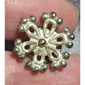 Vintage Snowflake Lapel Pin