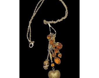 Collar con dijes de oro y vidrio de estilo victoriano