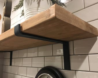 Featured image of post Industrial Style Shelving Brackets / Display books, photos, cookware and more with our reclaimed wood shelving.