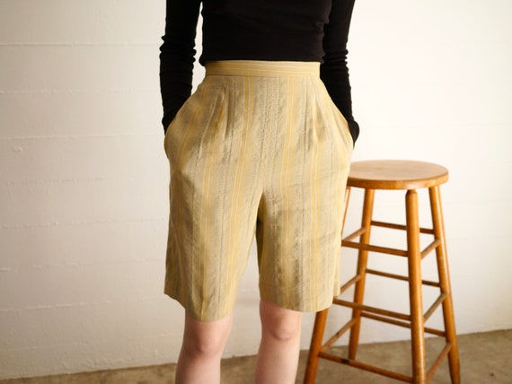 Vintage Linen Blend High Rise Bermuda Shorts // An