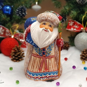 Wooden Carved Santa Claus Christmas tree ornaments Ded Moroz Père Noël Saint-Nicolas sculpté bois sapin de Noël Nativité. Réf:PN18A3 image 1