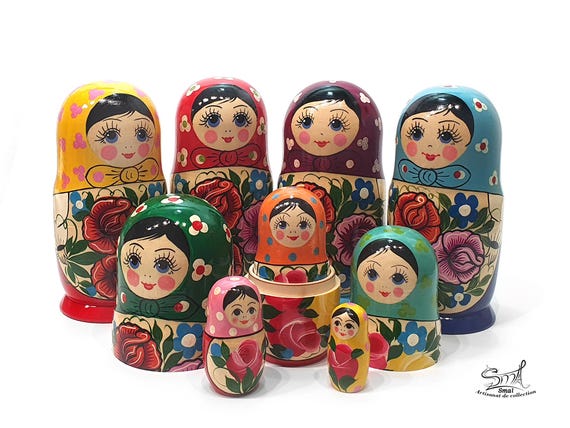 Poupée matriochka décoration ornement floral folk avec de la couleur bleue Image Vectorielle Stock - Alamy