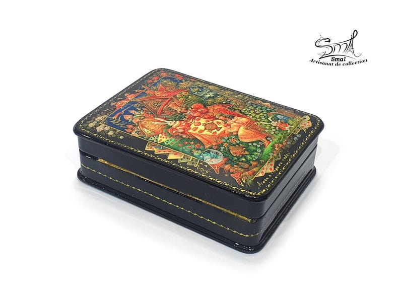 Alice au Pays des Merveilles Boîte à bijoux russe laquée Coffret de collection miniature