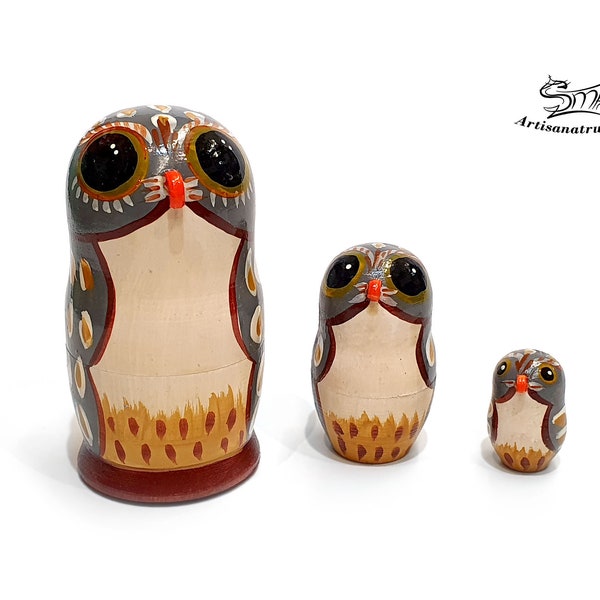 Matryoshka Russian Nesting Dolls 3 owls. Matryoshka Animals Nesting Russian Doll with 3 cute owls. Ref:A3PB3