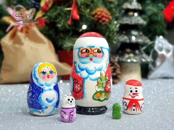 Matriochka en bois 5 poupées russes à décorer 2,5 à 11 cm ref 7959