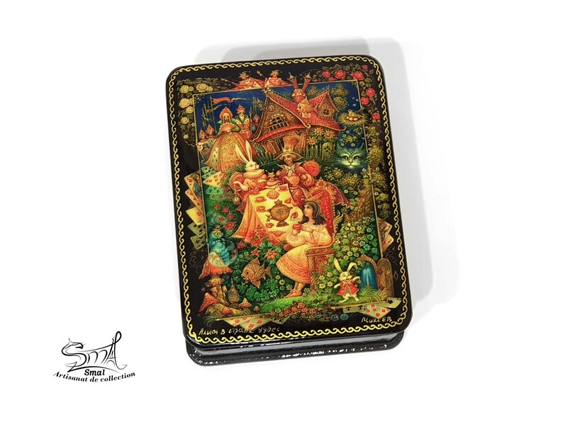 Alice au Pays des Merveilles Boîte à bijoux russe laquée Coffret de collection miniature