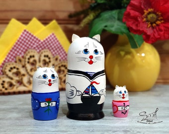 Matryoshka Russian Nesting Dolls Cats 3 pieces. Kitten White Cat Matryoshka Russian doll nesting statue animal statuette. Ref:A3PA3A