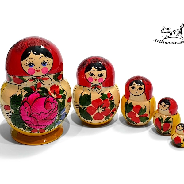 Red Matryoshka Classic Traditional Russian Doll Semenov 5 pieces. Matryoshka Russian Nesting Dolls Classic flowers. (Ref:S5MR)