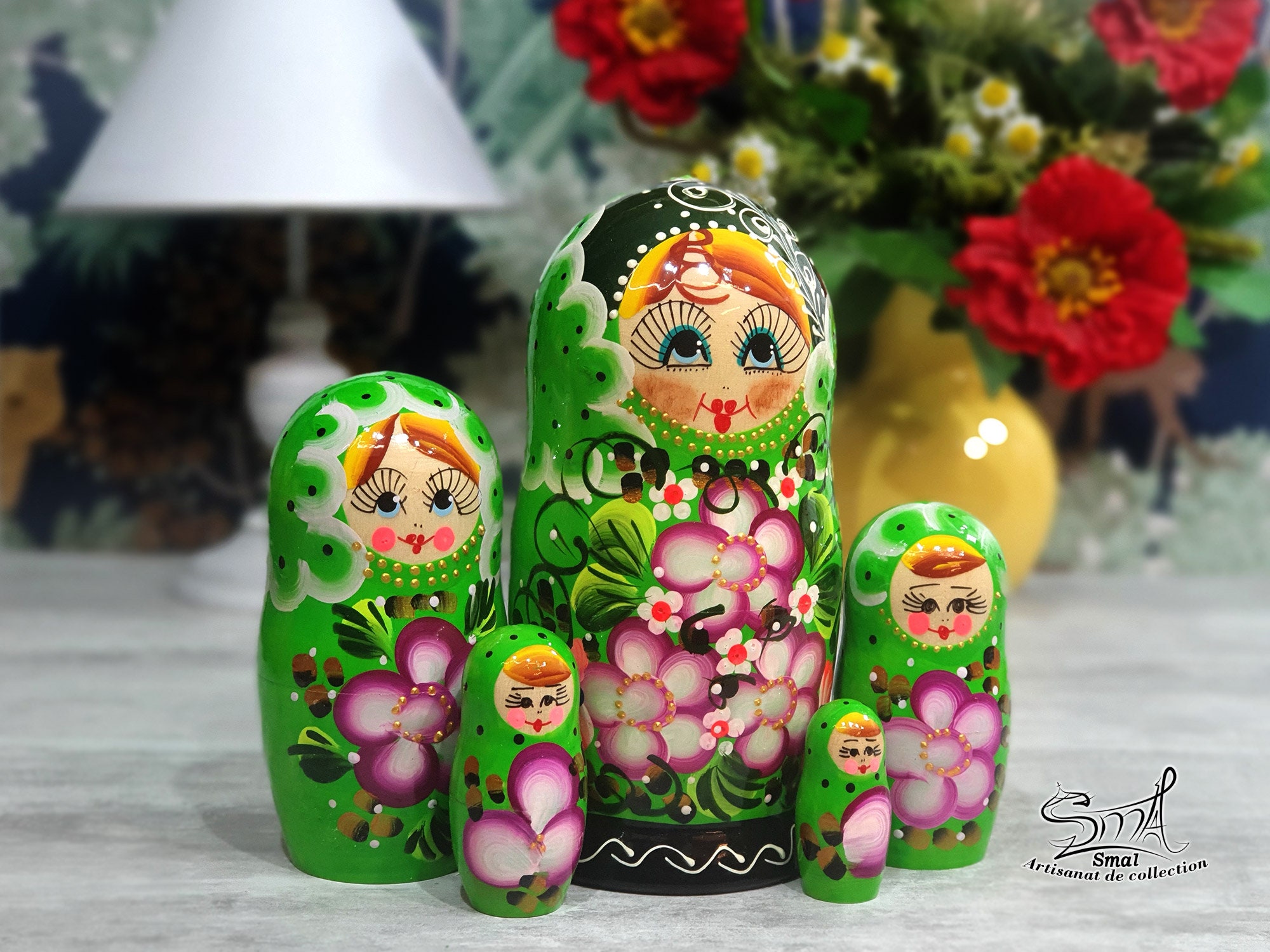 置物 COMPANY / Girl & Tree Cherry matryoshka Matryoshka Russian Nesting Dolls, Classic Flowers. Red and Green