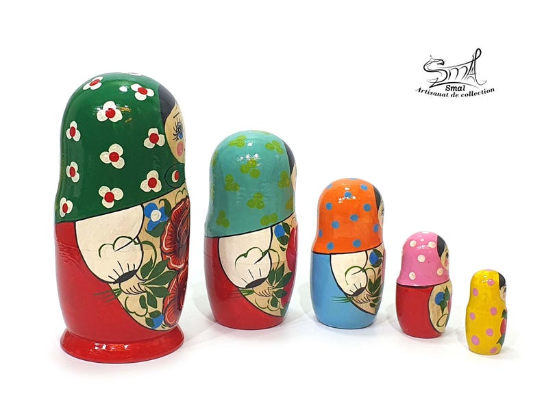 Poupée gigogne russe vintage en bois