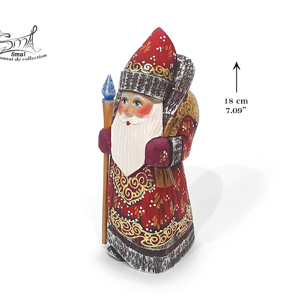 Wooden Carved Santa Claus Christmas tree ornaments Ded Moroz Père Noël Saint-Nicolas sculpté bois sapin de Noël Nativité. Réf:PN2D2