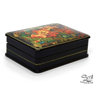 Alice au Pays des Merveilles Boîte à bijoux russe laquée Coffret de collection miniature