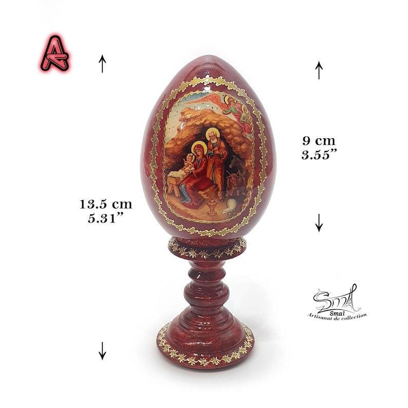 Œuf décoratif motif A avec scène de la Nativité, en bois fait main, finition vernie brillante, avec support, hauteur 13,5 cm (œuf 9 cm), décoration religieuse chrétienne Noël et Pâques