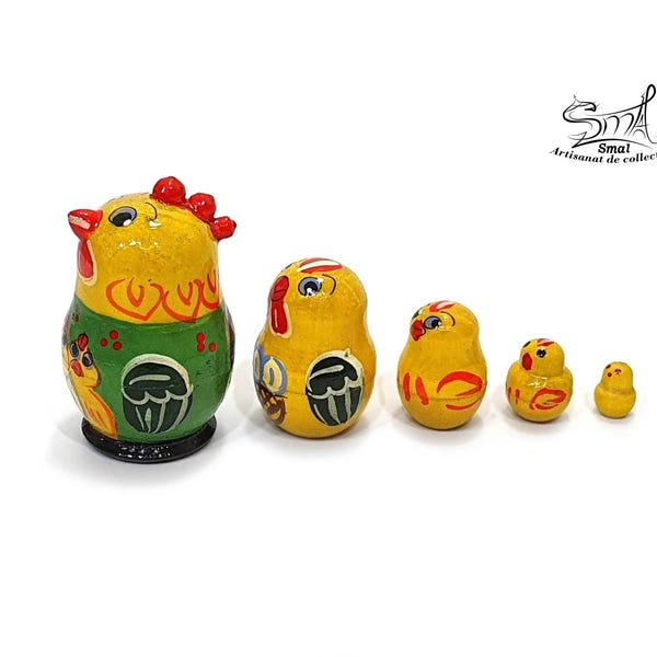 Tiny Easter Chicken & Chicks, Handmade Miniature Matryoshka Nesting Dolls, Smallest 5-Piece Russian Doll 6 cm. Hand-made handpaind Réf:A5TPD