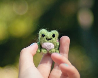 Felted Frog