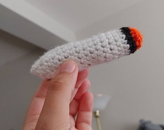 Crocheted catnip joint