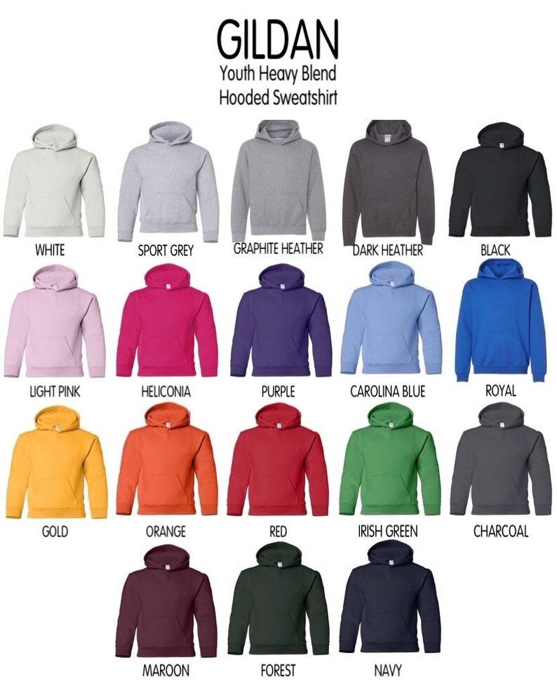 Puede incluir: Una carta de colores de sudaderas con capucha Gildan Youth Heavy Blend que muestra quince sudaderas de manga larga con bolsillos delanteros en varios colores, incluyendo blanco, gris, grafito, negro, rosa, fucsia, morado, azul, oro, naranja, rojo, verde, carb&oacute;n, granate, bosque y marino.