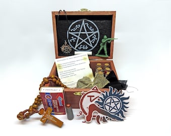 Supernatural Mini Hunters Kit