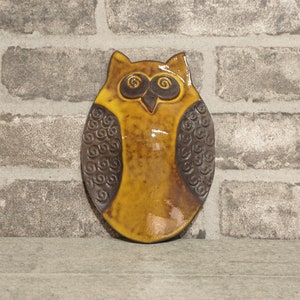 Big wall owl, Ceramic handmade owl, Wall decoration, ceramic owl, Home décor, Housewarming gift, Wall art owl, Yellow glaze owl, Pottery