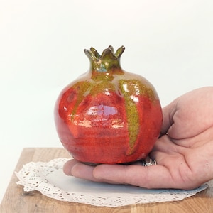Red Pomegranate , Pottery Pomegranate, Pomegranate art, Red Pottery, Israeli Pomegranate, decorative fruit, home decor, ceramic pomegranate