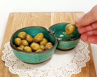 Plat d'olives et de noyaux, Céramique pour servir les olives, Plat bleu pour les olives, Poterie faite à la main, Vaisselle de service, Poterie bleue, Israël