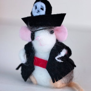 Pirate, miniature mouse