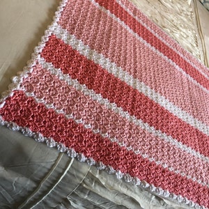 Soft Pink, White, Strawberry Tummy time crochet blanket, child&#39;s crochet blanket, crochet baby blanket, crochet mat, Afghan,
