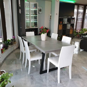 Concrete Dining Tables, Concrete Kitchen Tables, Solid Concrete Tables, Polished Concrete Tables, Cast Concrete Tables, Indoor Tables, Steel