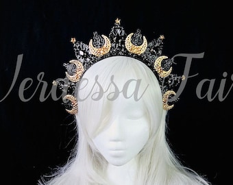 Moon Goddess crown. Stars and moon tiara. Gothic black and gold crown. Metal lace filigree crown. High priestessHeadpiece.