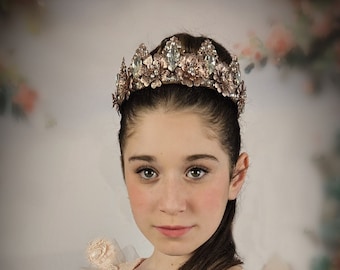 Rose Gold Princess or Queen crown. Bridgerton inspired tiara with pearls and clear rhinestones. Pink Gold metal lace tiara.