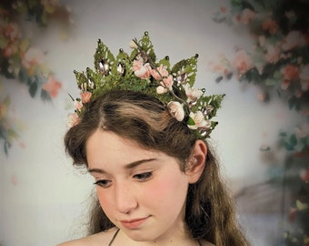 Green fairy crown with cherry blossom.  Moss and leaf crown.  Green forest tiara. Mother nature, Earth goddess headpiece. Fairy bride crown.