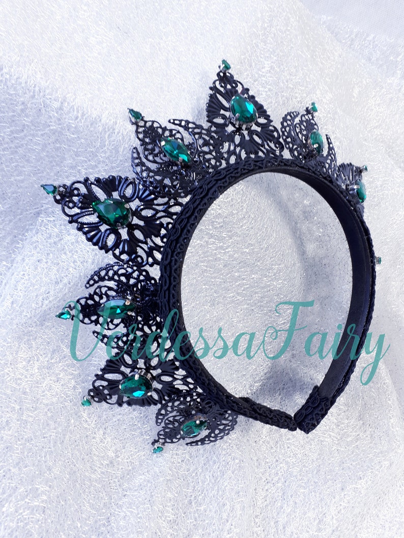 Metal lace filigree crown Jewel Queen Crown with emerald green rhinestones. Gothic Queen Halo Headpiece Black and green crown tiara