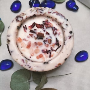 Scented soy wax candle