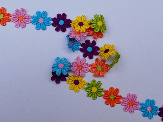 1.4cm Beautiful multi coloured lace trim for designing sewing arts 1 metre
