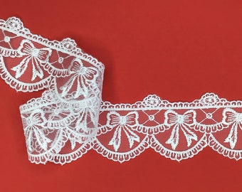 Premium Quality Bright White ‘Bows’ Embroidered Tulle Lace Trim 2.5”/6cm PER METRE