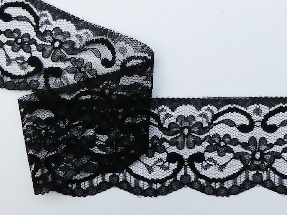 Pale Peach Satin Embroidered Broderie Lace Trim 3.25/"//8cm TOP SELLER 3 METRES