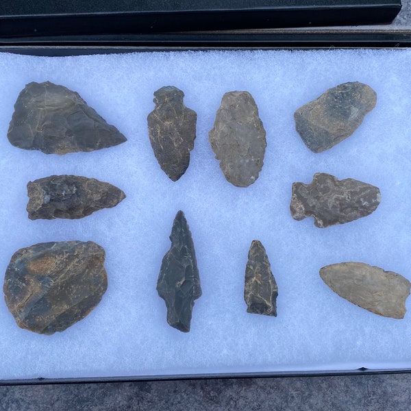 Arrowheads, Native American Artifacts Case of 10