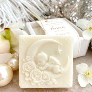 We’re Over the Moon Favor Candles – Baby Shower Candles – First Communion Favor for Guest – Twinkle Little Star – Personalized Candle Favors