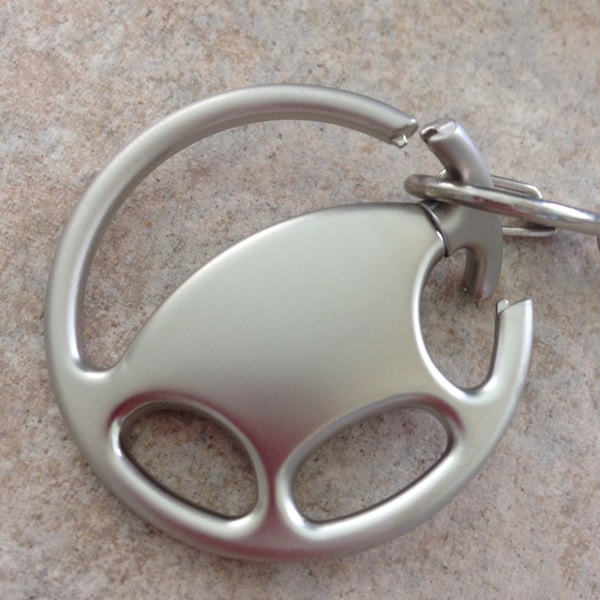 Steering wheel keychain automotive