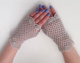 Summer mittens. Half finger gloves. Wedding gloves. Crocheted fingerless mittens. Mesh gloves. Openwork cotton wrist warmers