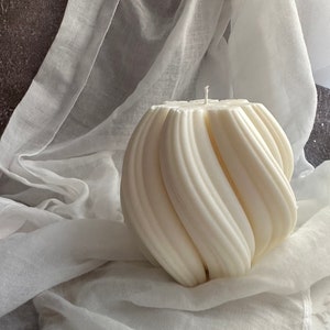 Twirl Candle Large| Soy Candle | Decorative Candle | Big Candle, Luxury Decorative Candle, New Home Gift Candle | Irregular