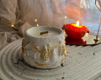 Winter Village Soy Candle, Wooden Wick, Christmas Decor