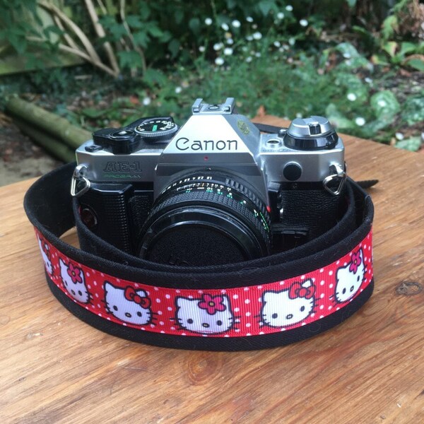 Camera Strap - Hello Kitty print - FREE SHIPPING WORLDWIDE!