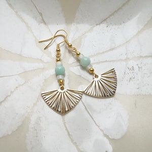 Light green bead earrings, gold plated fan earrings, bohemian