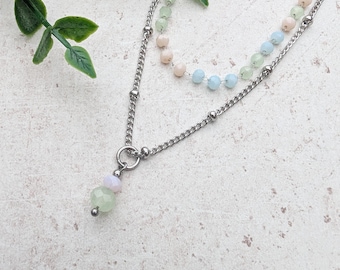 Collar de cuentas en capas en tonos pastel, joyería boho de doble hebra de acero inoxidable, delicada cadena de bolitas
