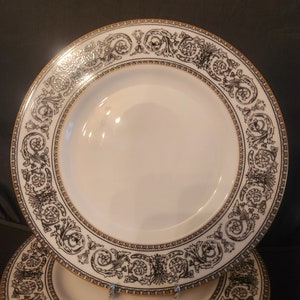 Set of 11 Royal Doulton Baronet Salad Plates