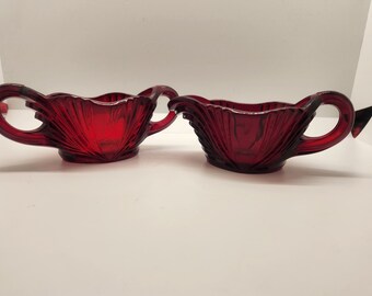 Nuevo Martinsville Queen Anne Ruby Creamer & Sugar Bowl - Descontinuado