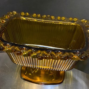 Vintage Lace Edge Amber von Indiana Glass Footed Candy Dish Box